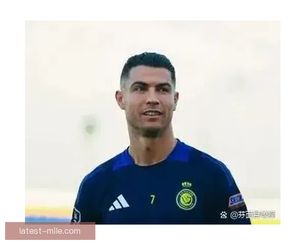 利雅得新月以不败战绩成功夺得沙特联赛冠军续写辉煌历史