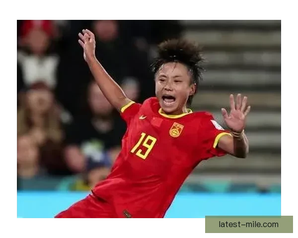 女足半自动越位技术在顶级赛事中的测试与应用前景分析