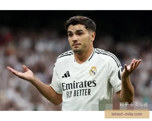 巴拉多利德历经惊险终获西甲席位 重返顶级联赛开启新征程