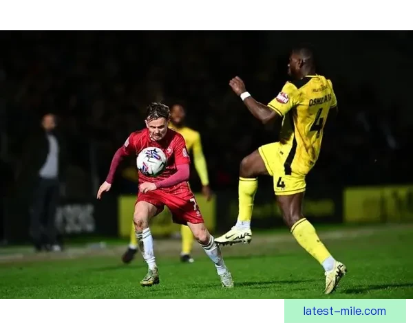 朴茨茅斯荣膺英甲冠军重返英冠 书写辉煌复兴篇章